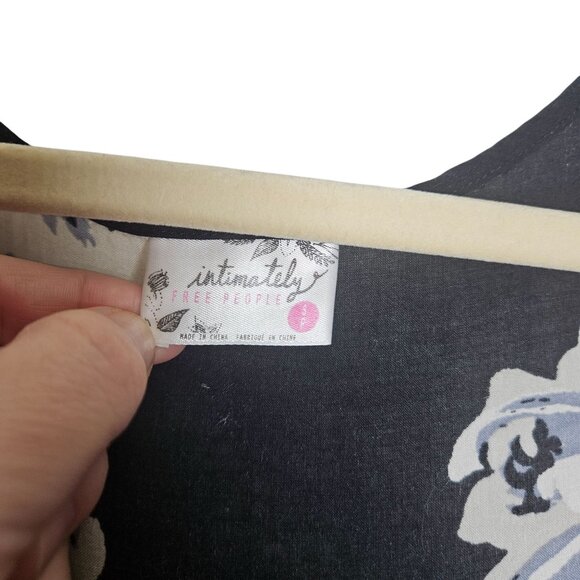 Free People‎ Intimately Floral Lace Trim Asymmetrical Hem Dress Black White S - Picture 4 of 9